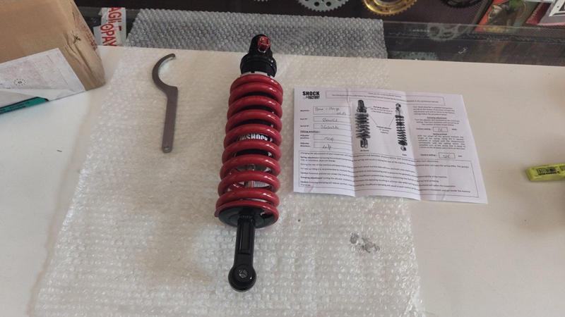 shock factory hornet 600 2003 - 2004 Shock Factory Πίσω Αμορτισέρ M-Shock Honda CBF 600 Hornet 2002-2006 HO126